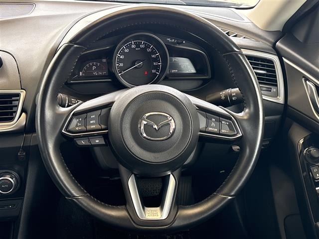 Mazda AXELA 2017 8303073-19