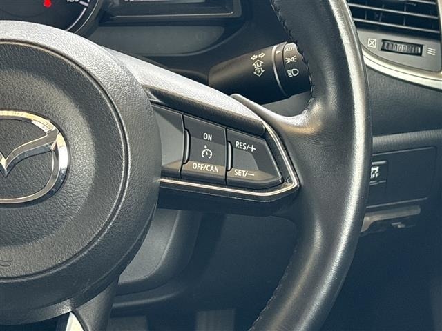 Mazda AXELA 2017 8303073-5