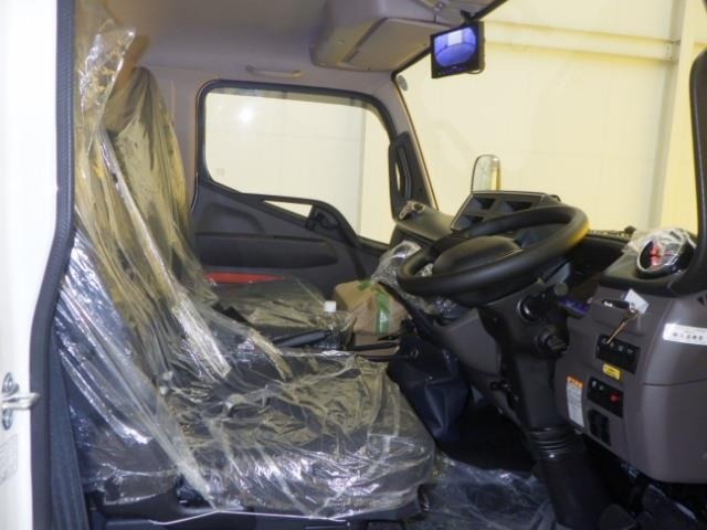 Mitsubishi CANTER 2026 8297513-5
