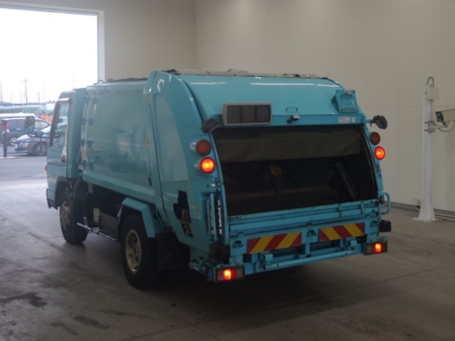 Mitsubishi CANTER 2016 8298018-1