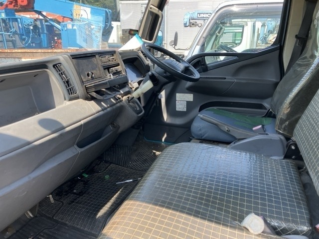 Mitsubishi CANTER 2016 8298018-5