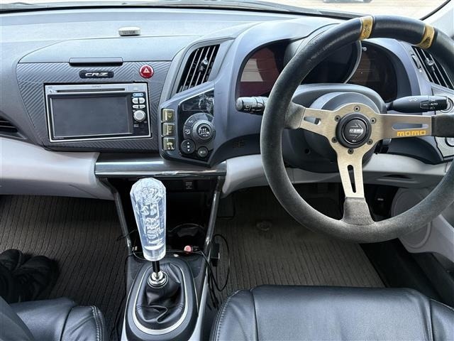 Honda CR-Z 2010 8294350-14