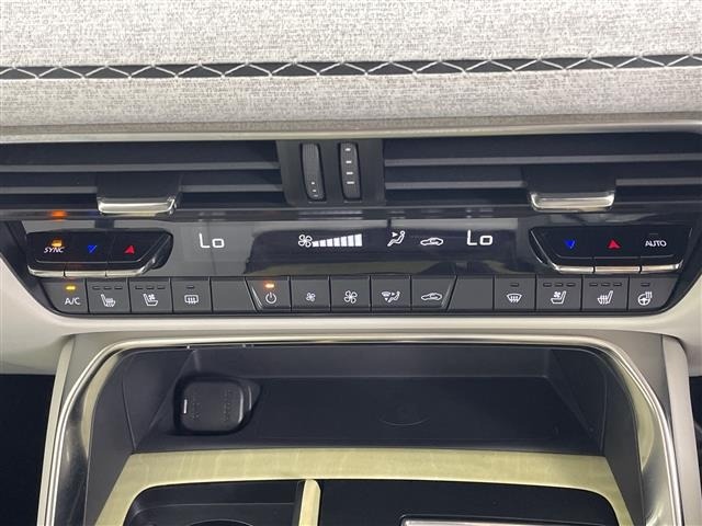 Mazda CX-60 2023 8300280-11