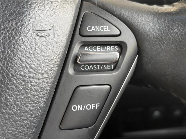 Nissan ELGRAND 2017 8307412-1