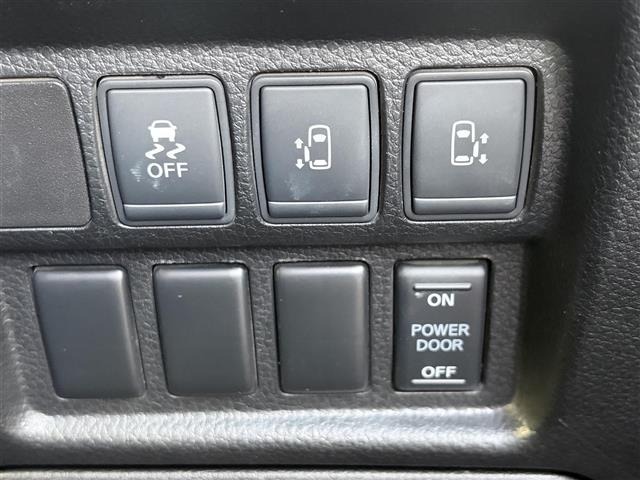 Nissan ELGRAND 2017 8307412-19