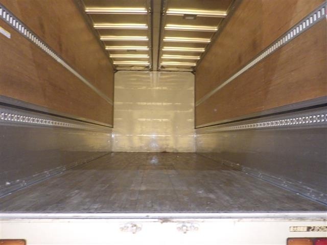 Isuzu FORWARD 2018 8303808-4