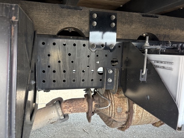 Isuzu FORWARD 2016 8303832-16