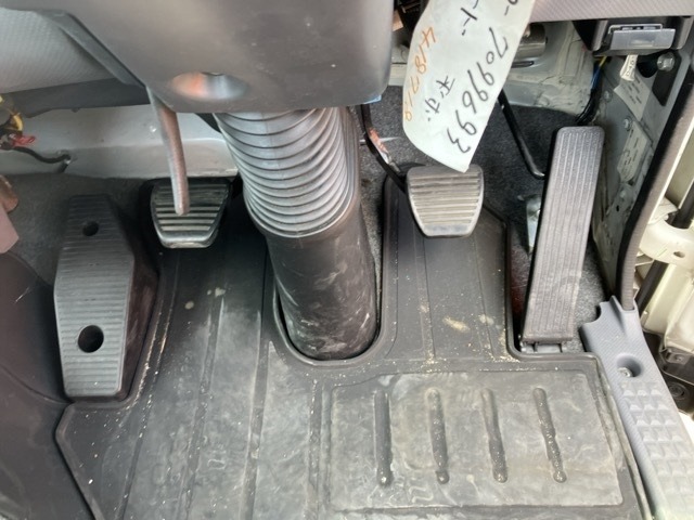 Isuzu FORWARD 2016 8303832-4