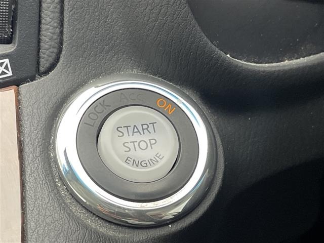 Nissan FUGA 2017 8299741-18