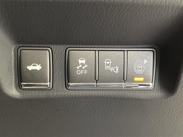 Nissan FUGA 2017 8299741-19