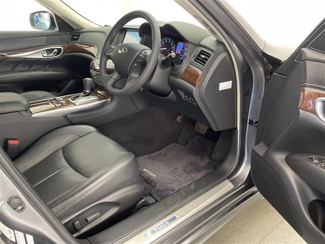 Nissan FUGA 2017 8299741-4