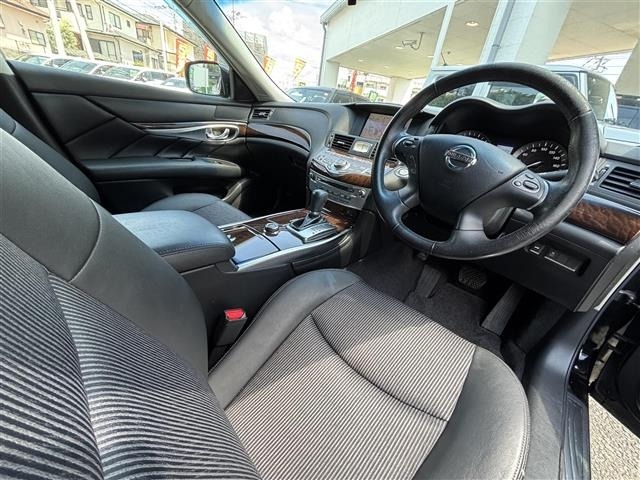 Nissan FUGA 2010 8299763-11