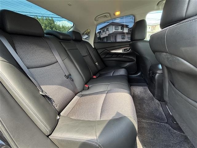 Nissan FUGA 2010 8299763-13