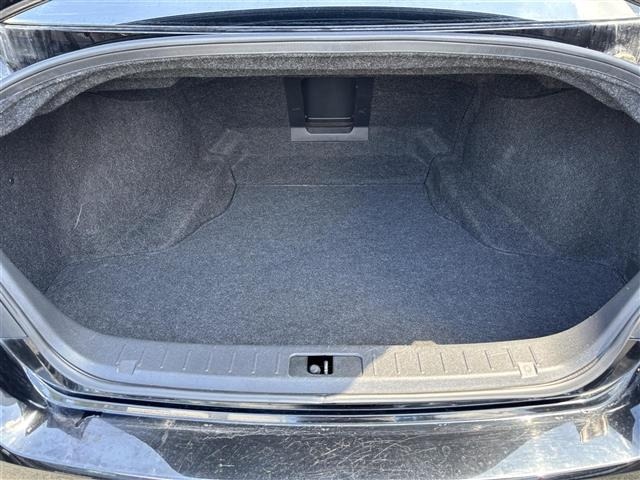 Nissan FUGA 2010 8299763-23