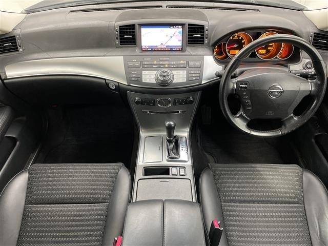 Nissan FUGA 2006 8299769-14