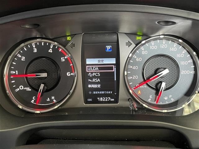 Toyota HILUX 2022 8302945-3