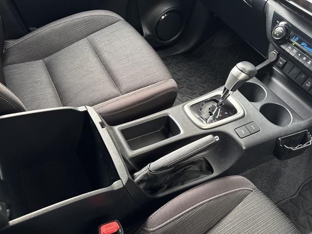Toyota HILUX 2024 8302946-5