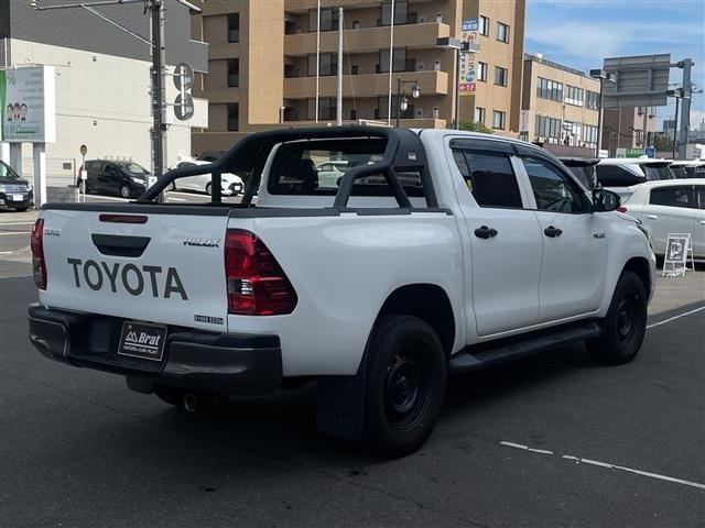 Toyota HILUX 2020 8302953-2