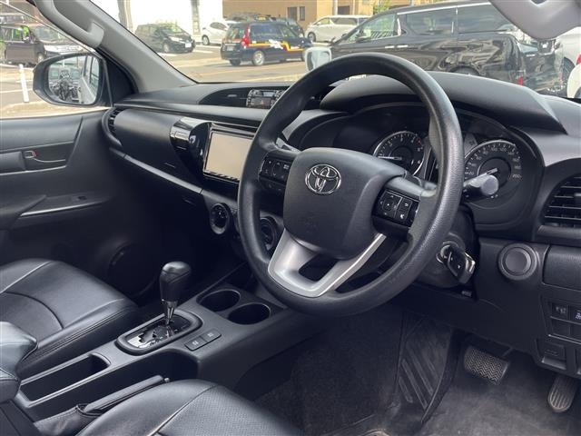 Toyota HILUX 2020 8302953-9
