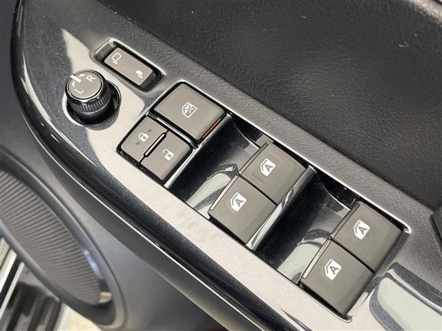 Toyota HILUX 2024 8302954-22