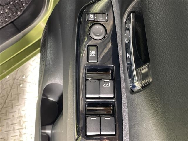 Nissan ROOX 2023 8305846-7