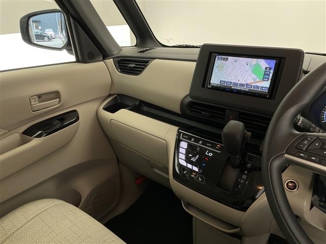 Nissan ROOX 2023 8305860-2