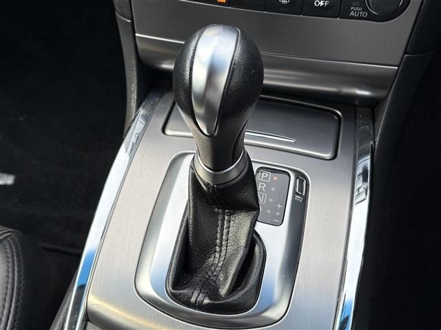 Nissan SKYLINE 2013 8298639-9