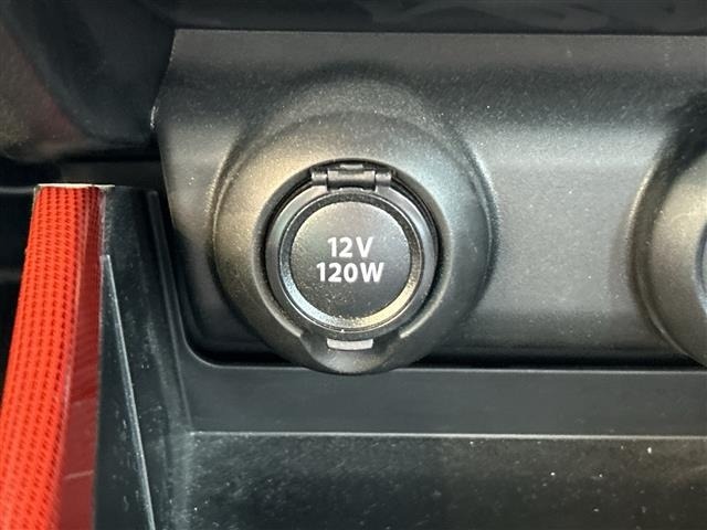 Suzuki SWIFT 2022 8300996-23