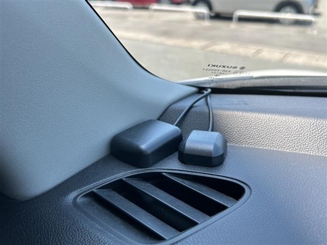 Suzuki SWIFT 2022 8300996-4