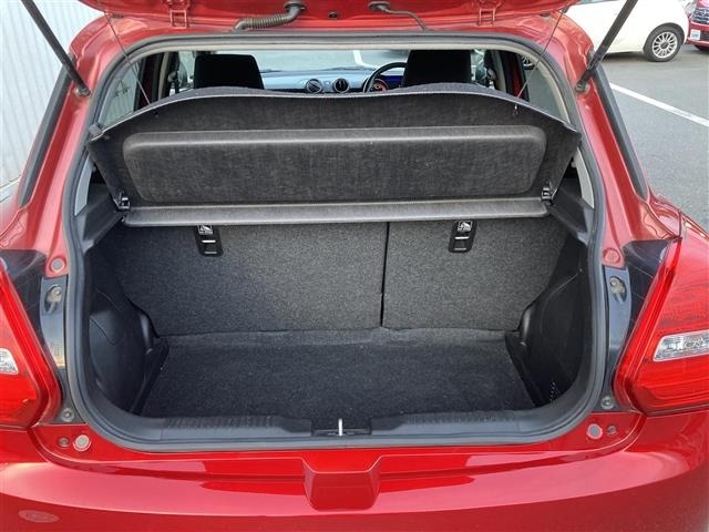 Suzuki SWIFT 2019 8301188-1