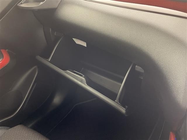 Suzuki SWIFT 2023 8301210-1