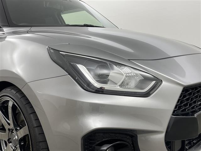 Suzuki SWIFT 2023 8301210-11
