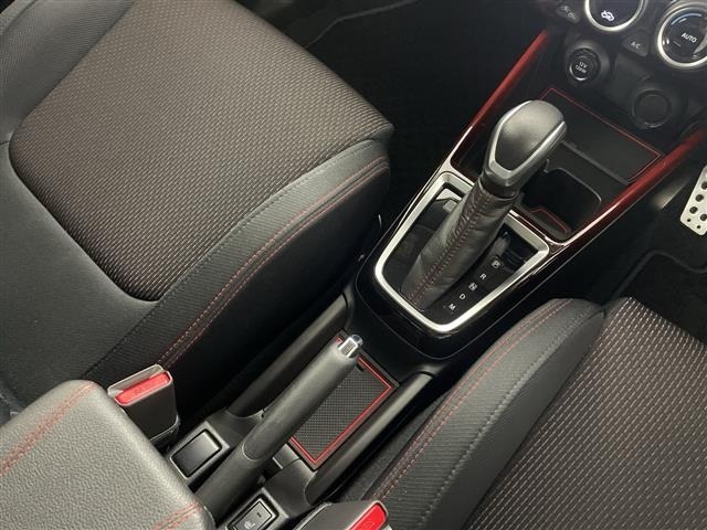 Suzuki SWIFT 2023 8301210-3