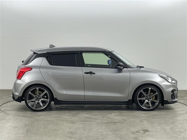 Suzuki SWIFT 2023 8301210-4