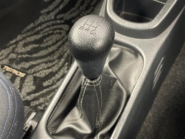 Daihatsu TERIOS KID 2010 8306113-16
