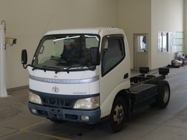 Toyota TOYOACE 2004 8304708-0