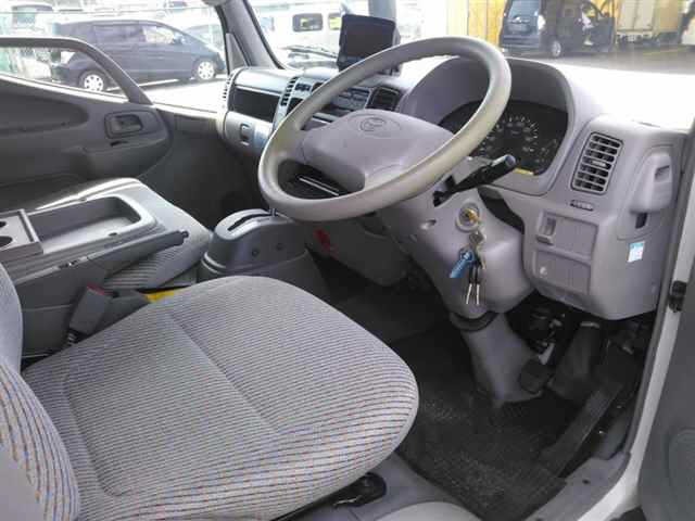 Toyota TOYOACE 2002 8304716-3