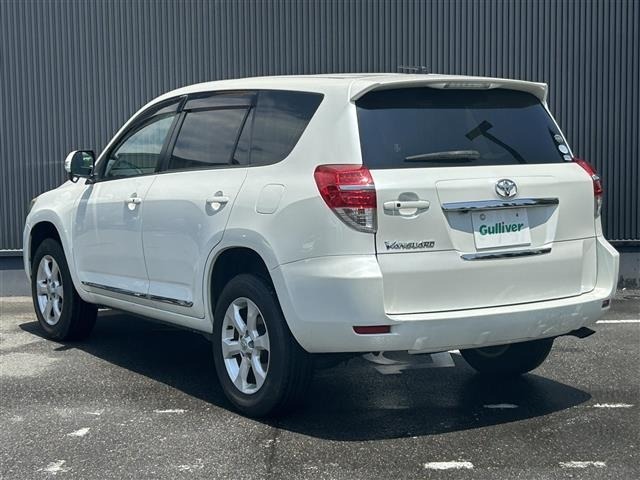 Toyota VANGUARD 2010 8304863-3