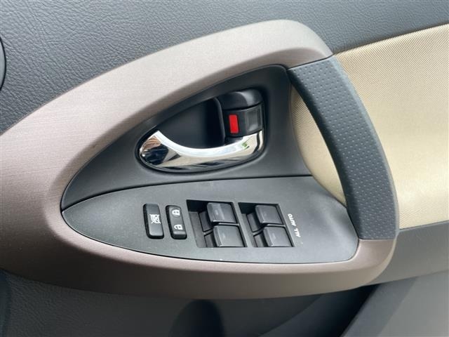 Toyota VANGUARD 2009 8304864-22