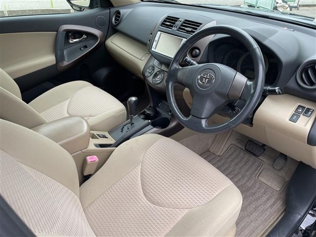 Toyota VANGUARD 2009 8304864-6