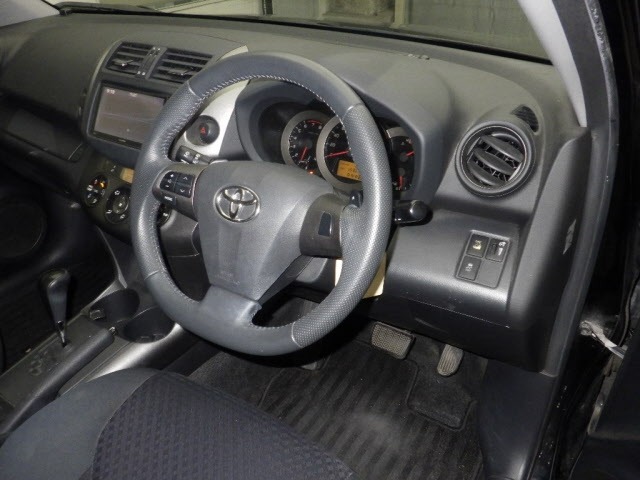 Toyota VANGUARD 2011 8304910-3