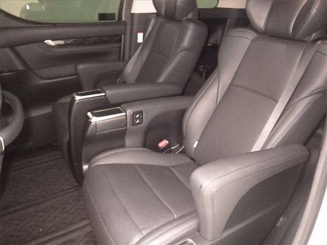 Toyota ALPHARD 2021 8319590-7