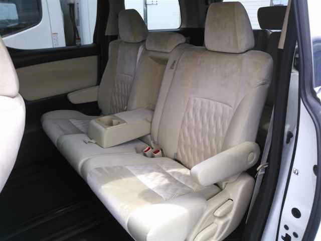 Toyota ALPHARD 2023 8319724-9