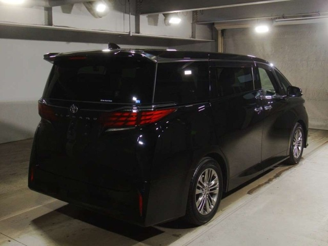 Toyota ALPHARD 2023 8319930-1