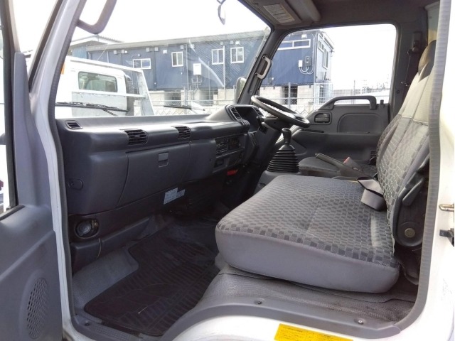 Nissan ATLAS 2005 8319387-5