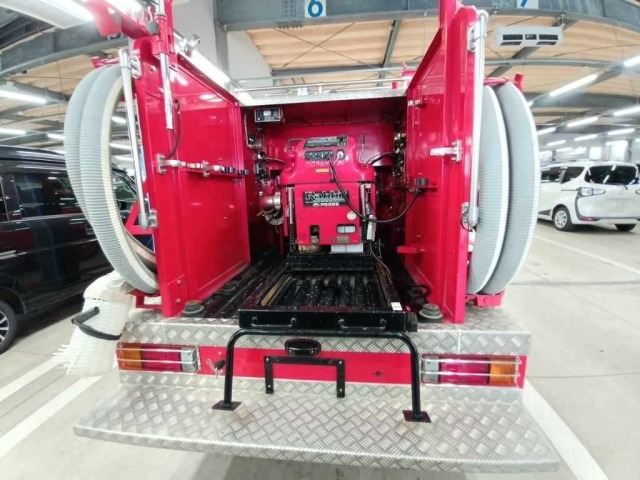 Nissan ATLAS 2003 8319396-11