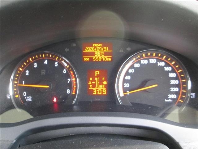 Toyota AVENSIS WAGON 2015 8312100-1