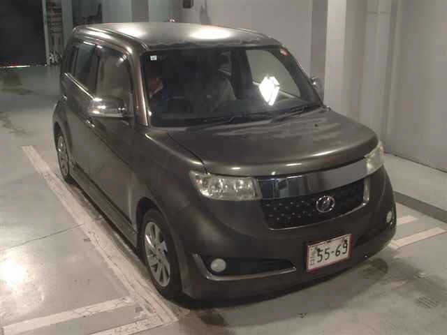 Toyota BB 2013 8311083-0