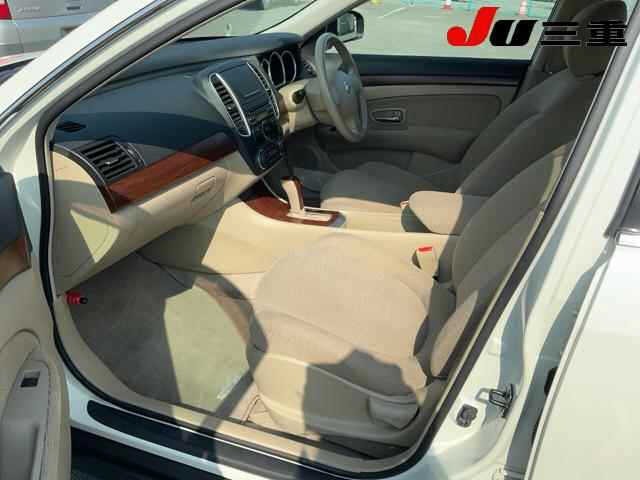 Nissan BLUEBIRD SYLPHY 2009 8322753-3