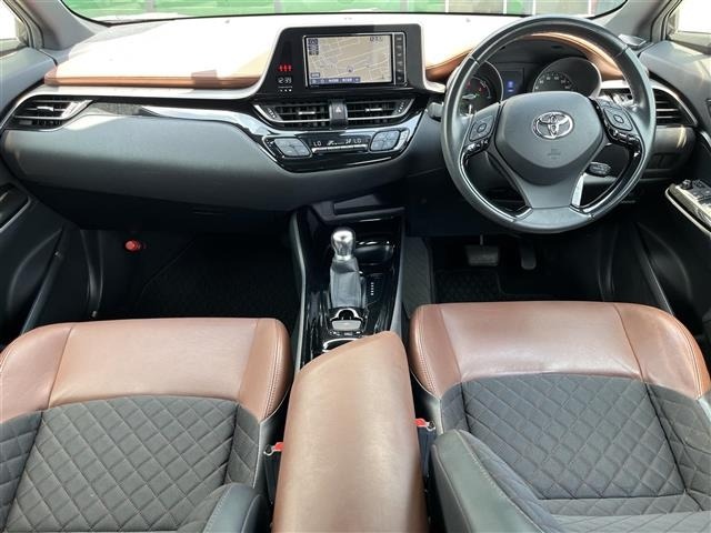 Toyota C-HR 2018 8311907-14